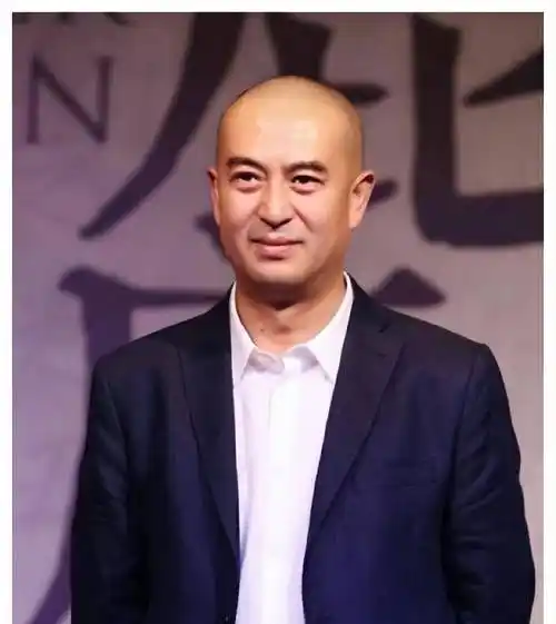 张嘉译:我头发也剃了,合同也签了,他却把我给换了_认可_成功_作品