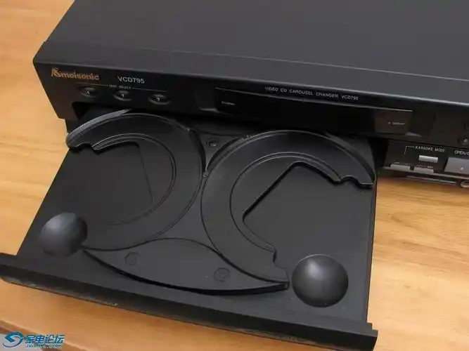 夏新795 vcd 三碟连放cd机 影碟机 读碟很好 包邮