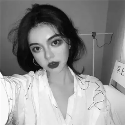 女生微信头像黑白霸气十足 但愿努力过的事都没遗憾