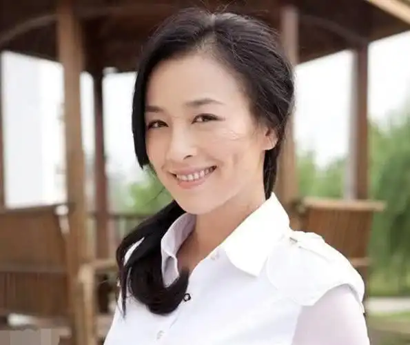 林瑞阳前妻曾哲贞开撕张庭痛斥她就是第三者欢迎来告我