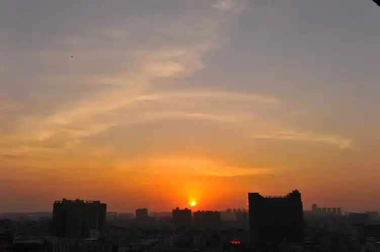 于20年11月9日傍晚.