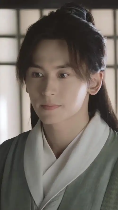 今日份歪头小可爱依旧是超爱老公的漂亮子舒#张哲瀚歪头杀# x 周子舒