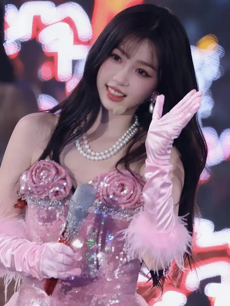 梦回青你了[打call]#虞书欣 #the9再跳yesok #the9毕业演唱会挚爱