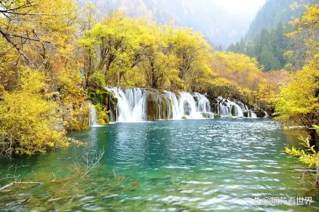 风景如仙境般的九寨沟,最美风景区,四川九寨沟