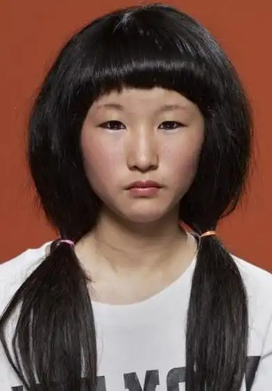 带你见识韩国女人真实的长相只有化妆还没整容的样子很天然