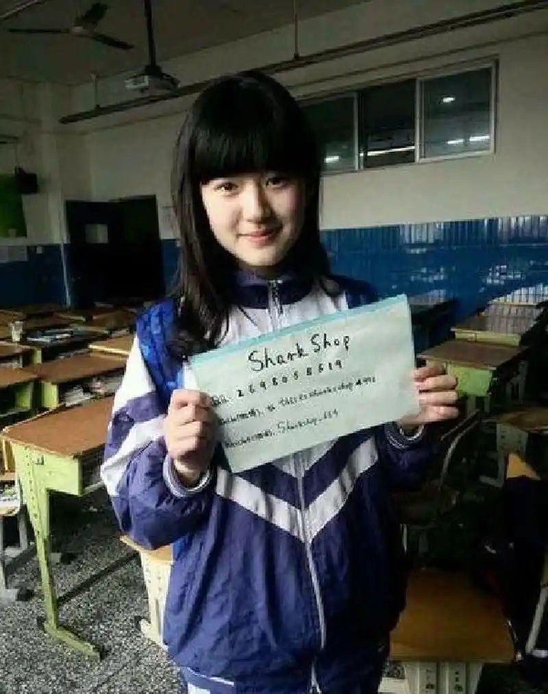 赵露思|||中学·校服·露·合集,重新按我的喜好程度排了一下照片