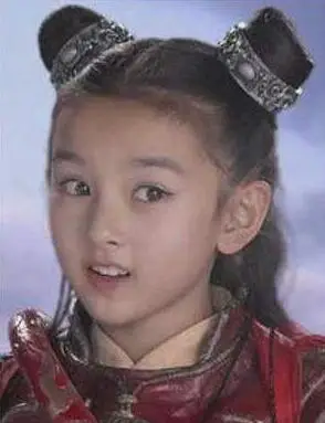 女星玩起新晋网红哪吒特效,宋祖儿依旧伶俐可爱,谢娜画风最搞笑