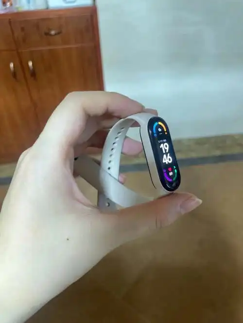 平价运动手环小米6