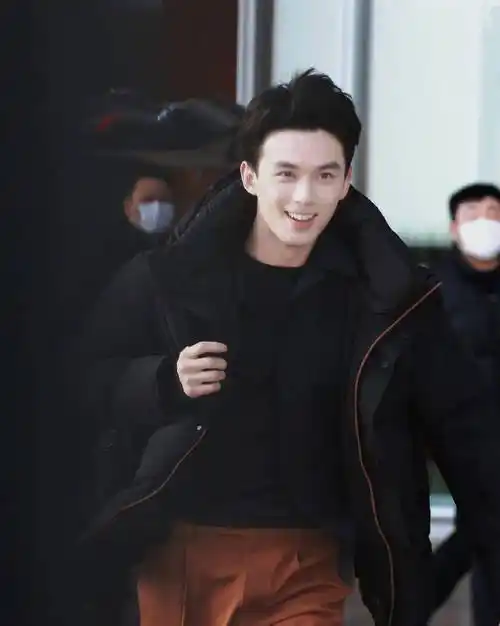 一问一答 | 杨幂,耽改男星和经纪人,吴磊,陈乔恩,郭麒麟,张子枫王俊凯