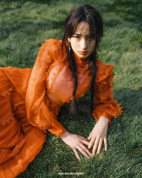 阅世5月刊##bluecharm阅世