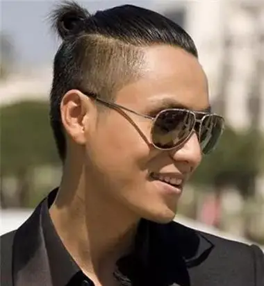 男生头顶扎辫子发型 男生辫子发型要怎么留