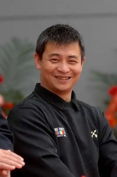 李大双李大双的前妻石萱行事低调,外界对她的资料了解甚少,所以没有她