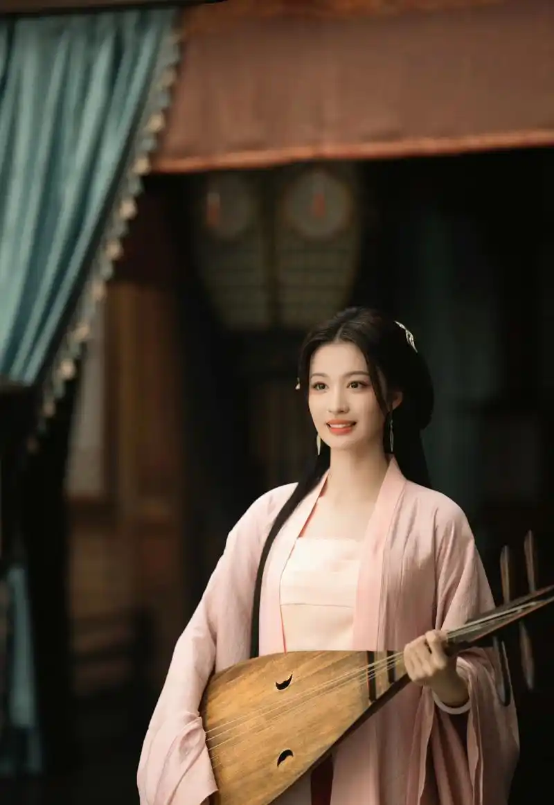 王楚然,古装造型好美呀!#庆余年2