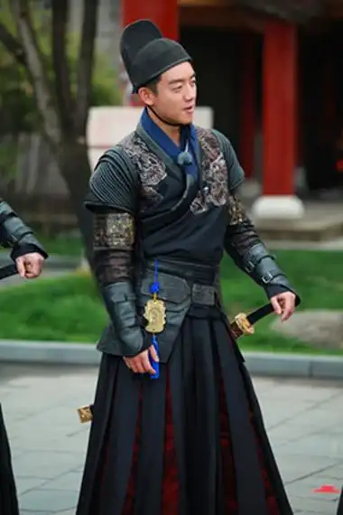郑恺开启影帝模式古装造型帅气点赞
