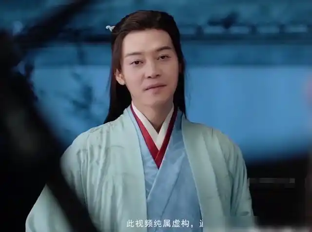 可真的是没有想到沙溢更有自己的独特魅力,离开了美颜特效,沙溢这古装