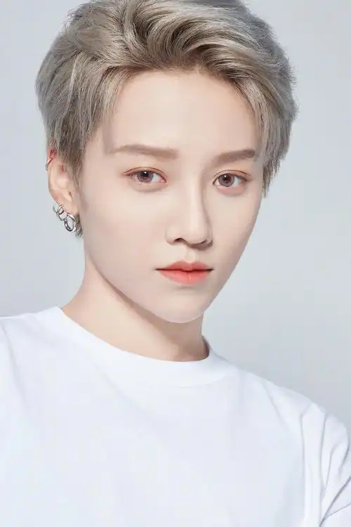 2022年丨刘雨昕出场费丨商业出席