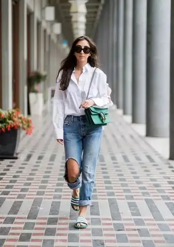 时尚小贴士穿拖鞋的dior丝也能逆袭成时髦精小编摔笔gif