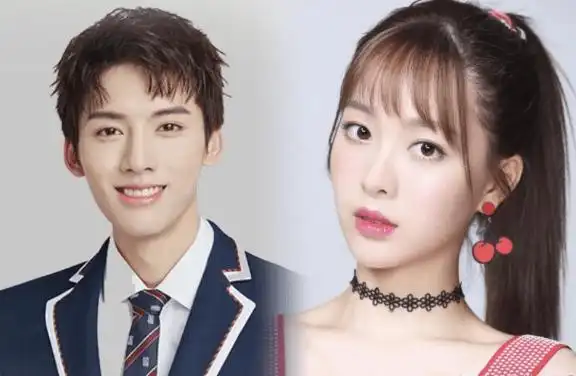 邓超元也曾作为选手参加选秀节目《青春有你》而有了一定的知名度