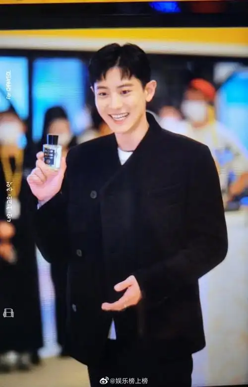 exo朴灿烈生图状态好棒啊!