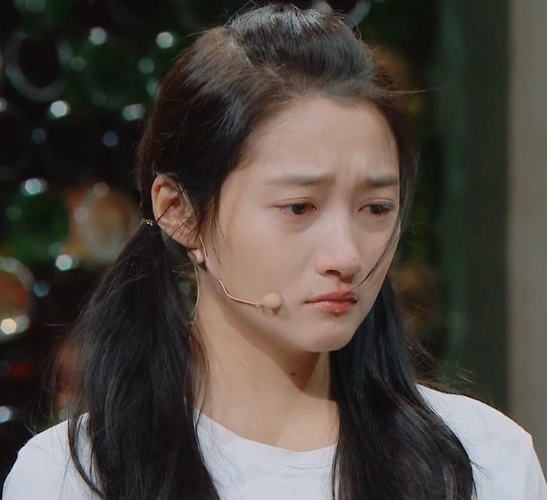 关晓彤演技到底有多好?哭戏时连口水也流下来了,演技让观众感动