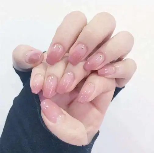 星空灰渐变美甲图片-新款仙女系美甲-抖音超火美甲-2021最火美甲图片