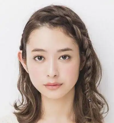 中长发编发_中长发编发发型大全_中长发编发教程图解_中长发编发图片