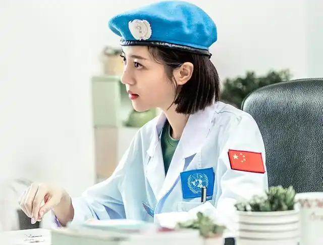 离开嘉行后李溪芮终有新作!《蓝盔特战队》携手王彦霖,此剧必追