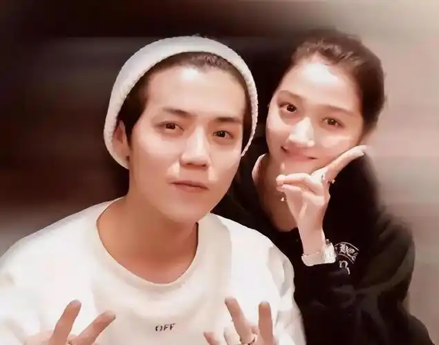 同框力破分手传闻,cp粉表示又磕到了|乐器|林允儿|娱乐圈|cp粉_网易