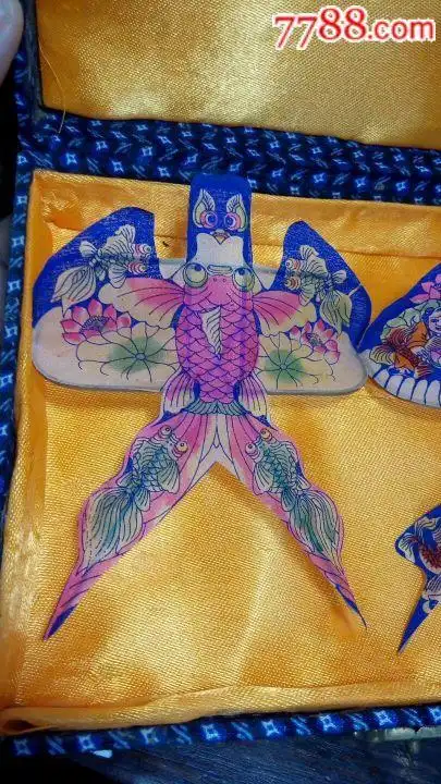 80年代艺术风筝一套(4个)