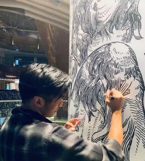 谢霆锋透露日常工作帅照,网友直呼又开创新领域?是不是太优秀了