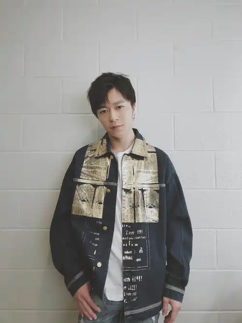 余枫受邀参与海外演出 通告采访分享追梦历程