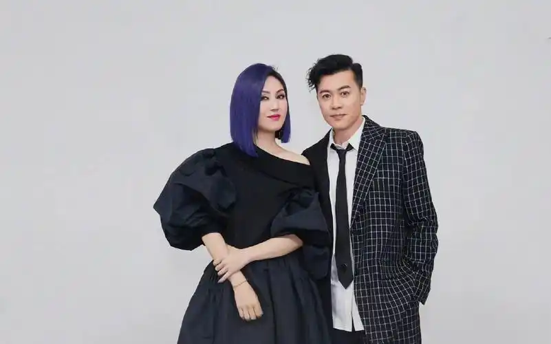 梁汉文和杨千嬅在哪里同台了