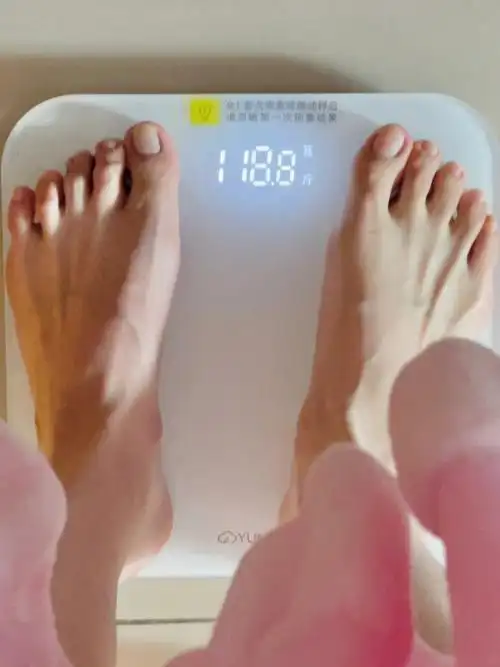 姐妹们我的体重终于下120了