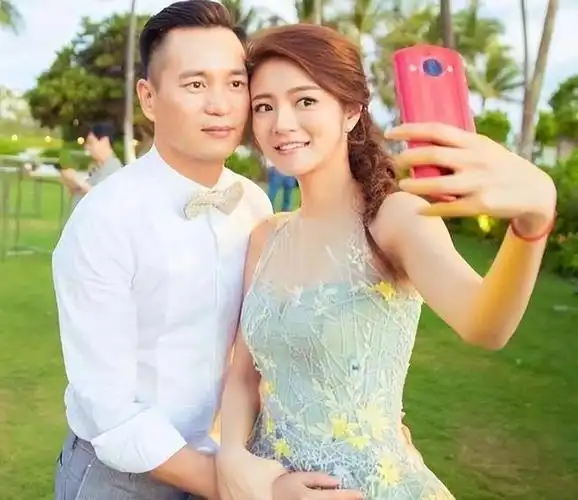 其实不仅洗米华,还有安以轩的老公陈荣炼案件也是如此,并且被检举的