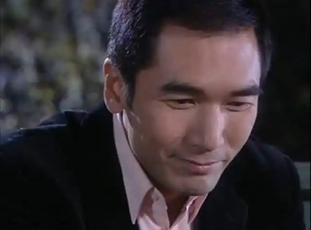 提到方中信,或许,大多数人会想到《又见一帘幽梦》中的