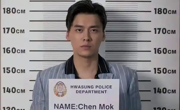 被永久封杀的国民顶流!偷税漏税牢底坐穿,杨紫却成最大苦主?