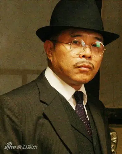 资料图片:《铁道游击队》剧照-刘景范饰松尾