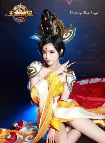 王者荣耀 这么多cos武则天的你最喜欢哪一个?