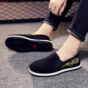 老北京布鞋男春夏透气千层底中国风布底休闲鞋祥云刺绣软底潮男款