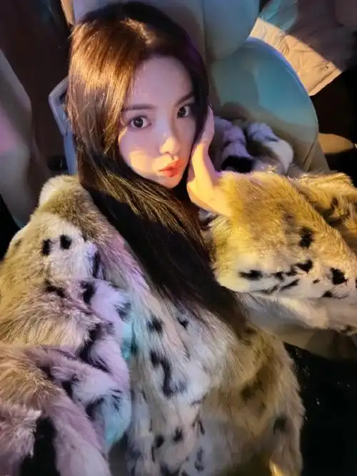 杨超越超机智青年大会##干燥皮肤急救法