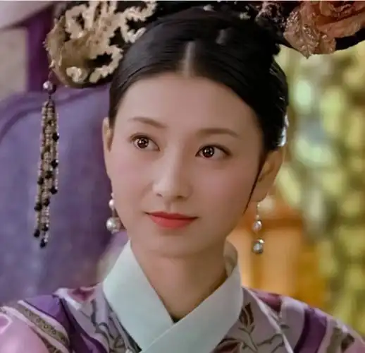 "眉姐姐"斓曦,与老公结婚10年恩爱如初,人间清醒的赢家