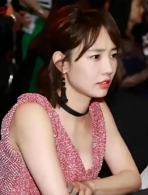 白百何一阳指是咋回事(白百何一指弹的男主角是谁) - 小新网