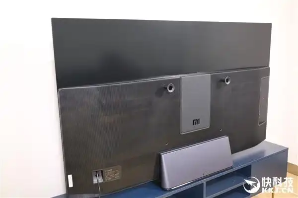 小米首款oled电视!大师系列65英寸oled开箱图赏
