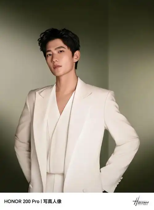 荣耀200#系列#雅顾光影写真大师#携手荣耀200系列全球代言人@杨洋