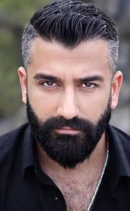 男人过了50岁换发型就选这一款哪怕头发花白依然很时尚