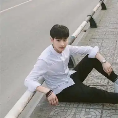 微信高清真实帅哥头像图片