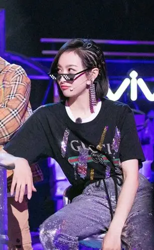 原创女明星的脏辫造型宋茜个性邓紫棋酷帅看到杨幂抱走了