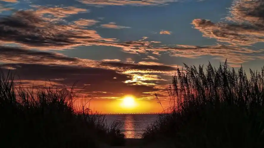 秋日的落日夕阳唯美风景高清壁纸