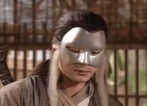 当他摘掉时,弹幕:还是戴上吧_郭襄_古天乐_版本