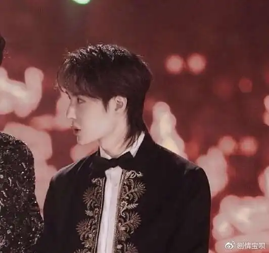 情侣头像肖战与王一博